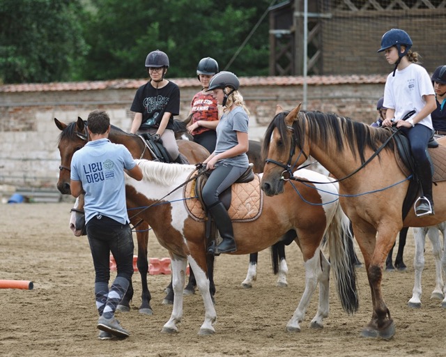 Séjour Poney 6-9ans à 2h de Lille/Paris