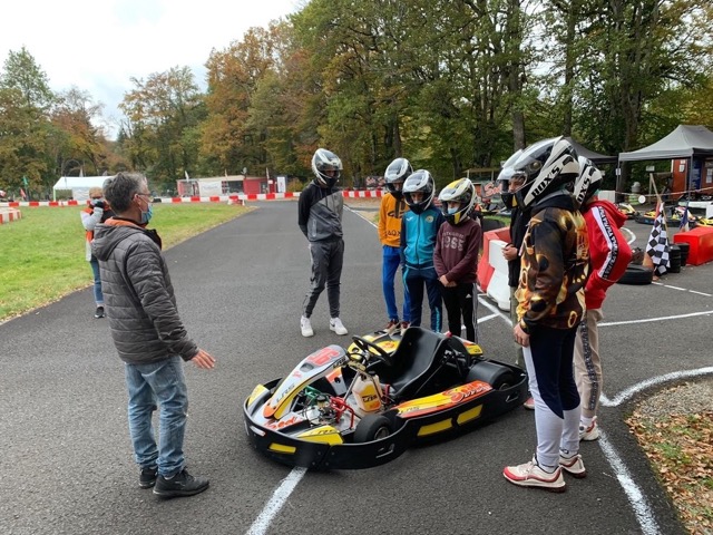 Séance de kart adulte CC Gorbeia 15 minutes à partir de 20€ - fr