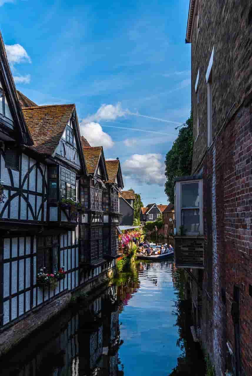 Séjour linguistique anglais et discover Canterbury en résidence