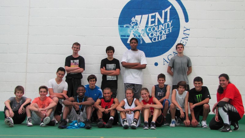 Séjour linguistique anglais et basketball à Canterbury en famille