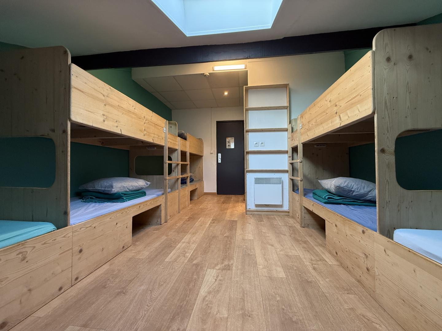 Eaux Vives Creative Camp - Image 1