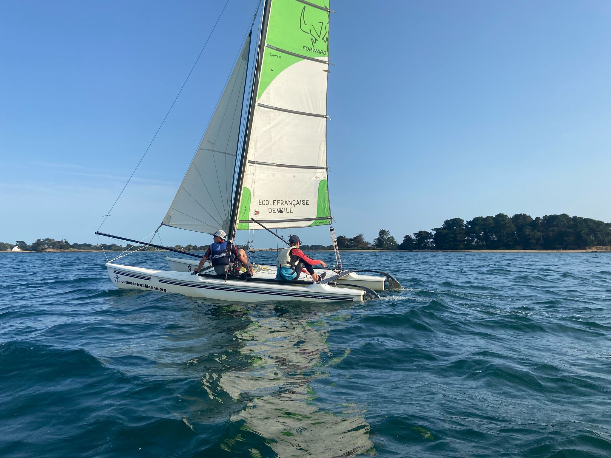 Catamaran Performance ⛵ - Image 1