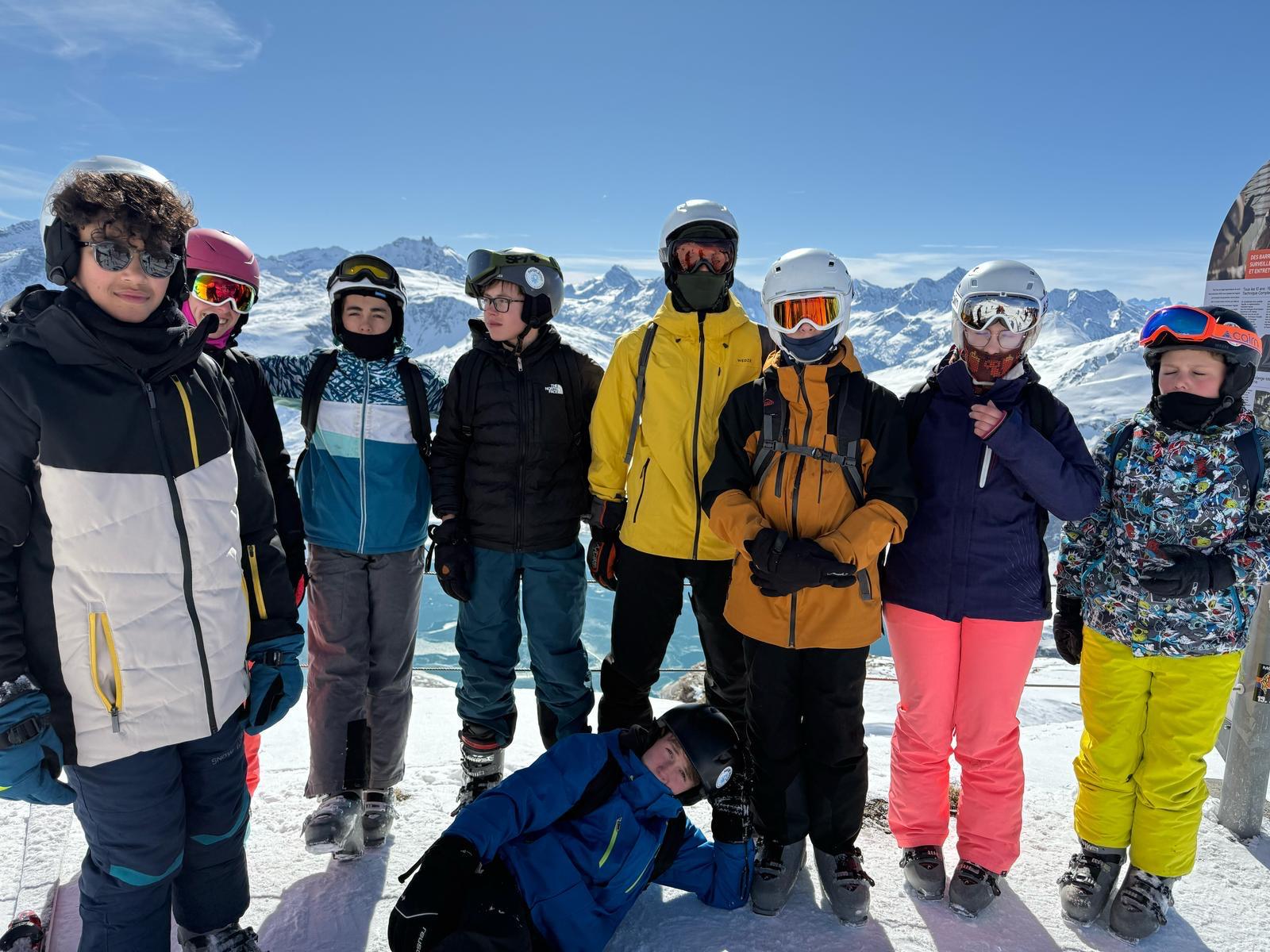⛷️ COLO SKI ALPIN & AVENTURES HIVERNALES - Image 1