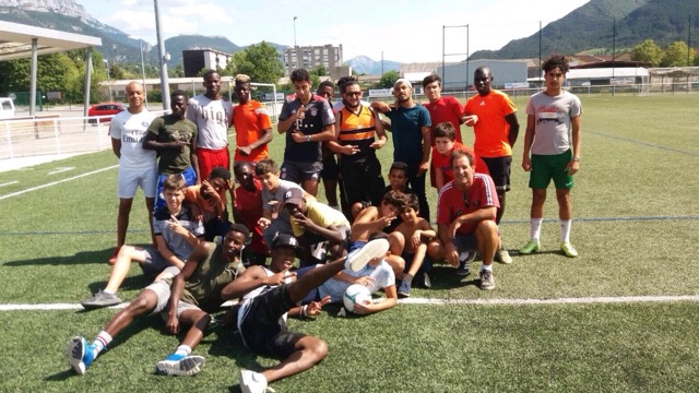 Colonie de vacances pour les fous du ballon Juniors - Image 1