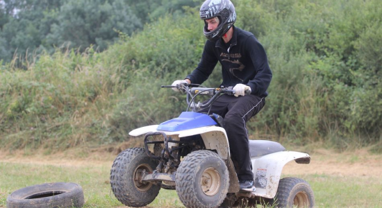 Combiné moto, quad et Futuroscope