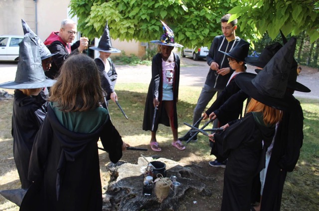 A l'école des sorciers - Image 1