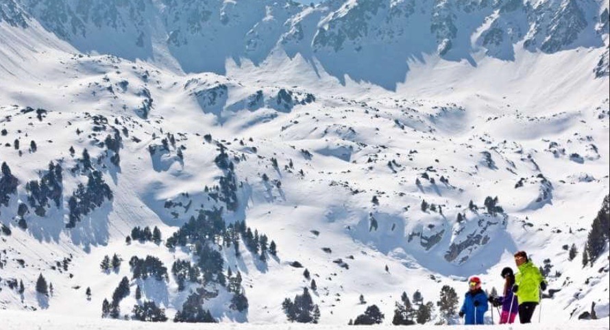 Tout schuss à ski dans les Pyrénées - Image 3