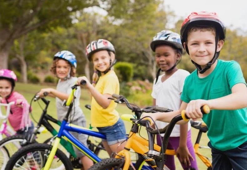 J'apprends à rouler à vélo en Charente