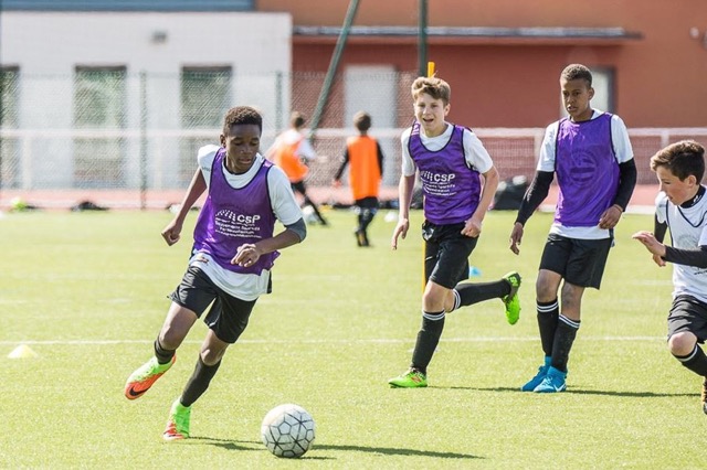 Colonie de football Pâques à Névez