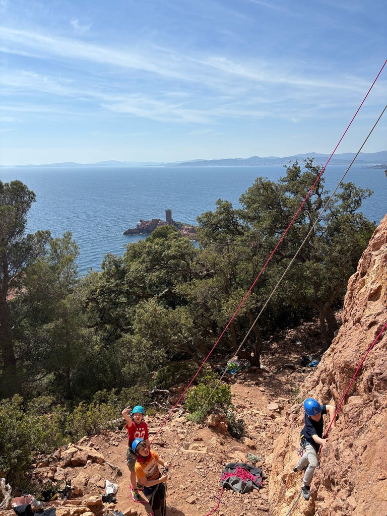 Stage 100% colo Escalade Kids  - Image 3