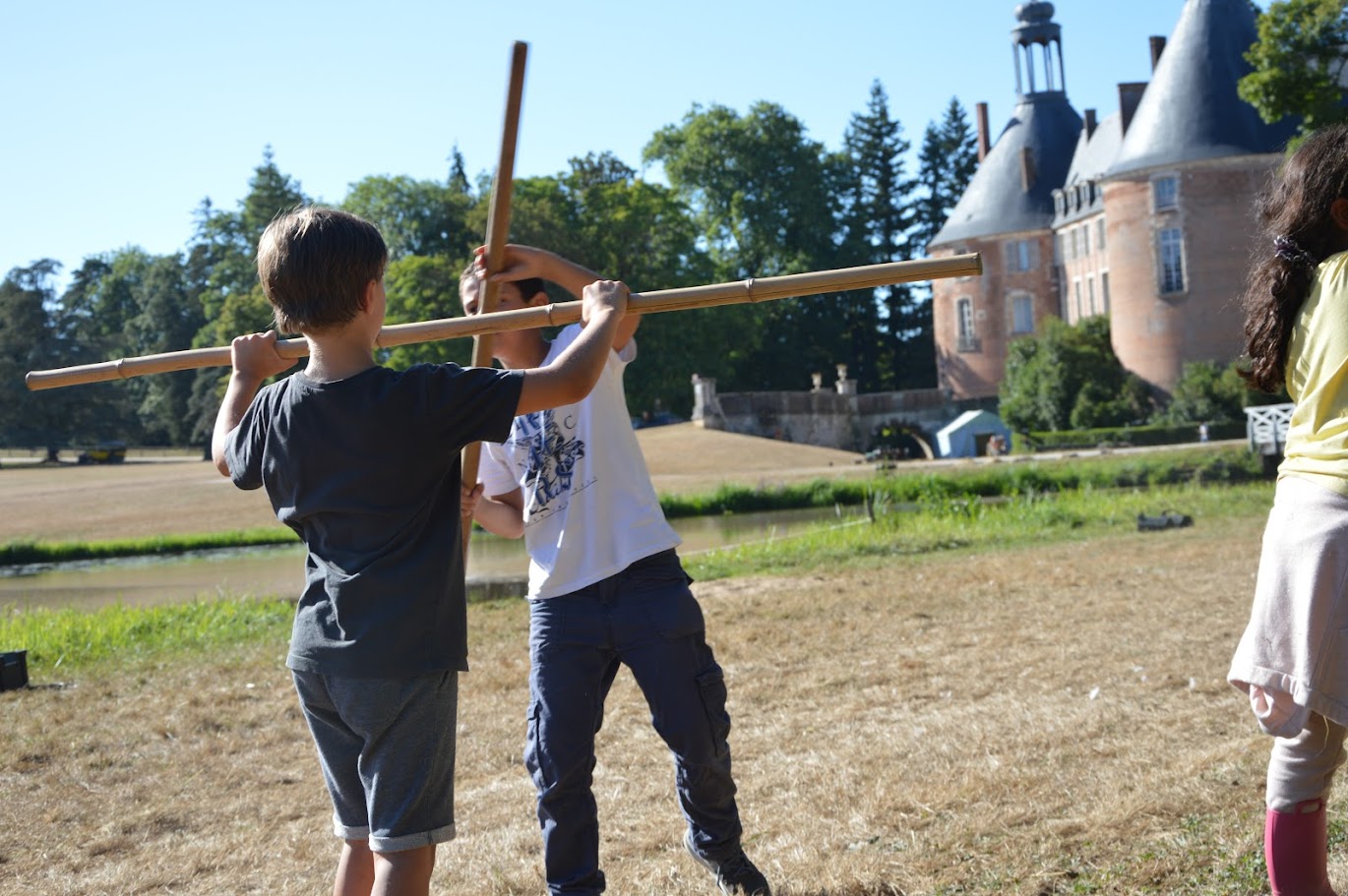 Multi activités au Château de Saint-Fargeau 6 / 12 ans - Image 1